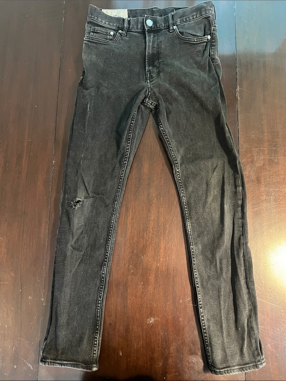 Men's Skinny Black Jeans with Subtle Distress